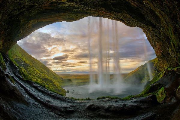 Seljalandsfoss waterfall on the southern coast of Iceland